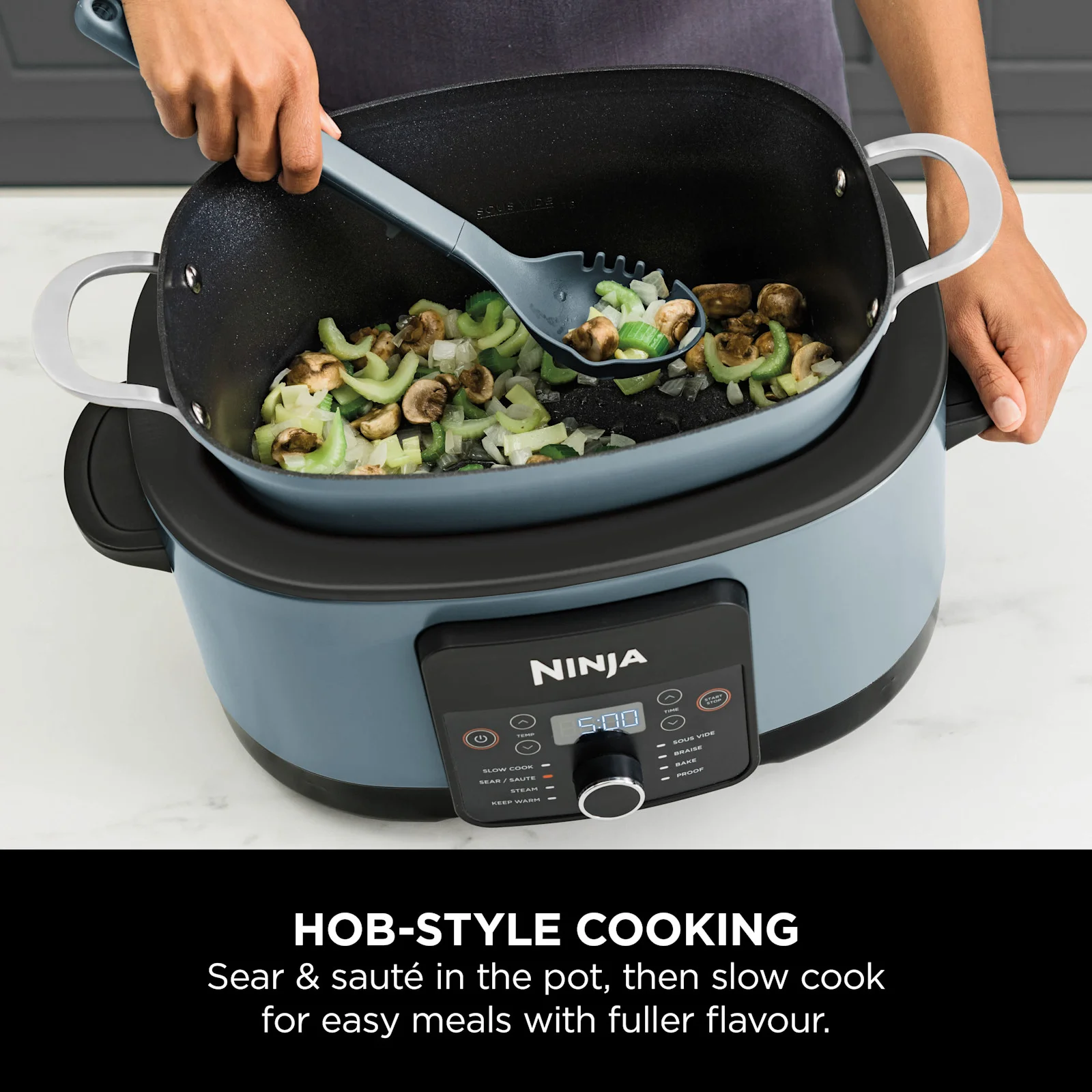 Hob-style searing directly in the pot